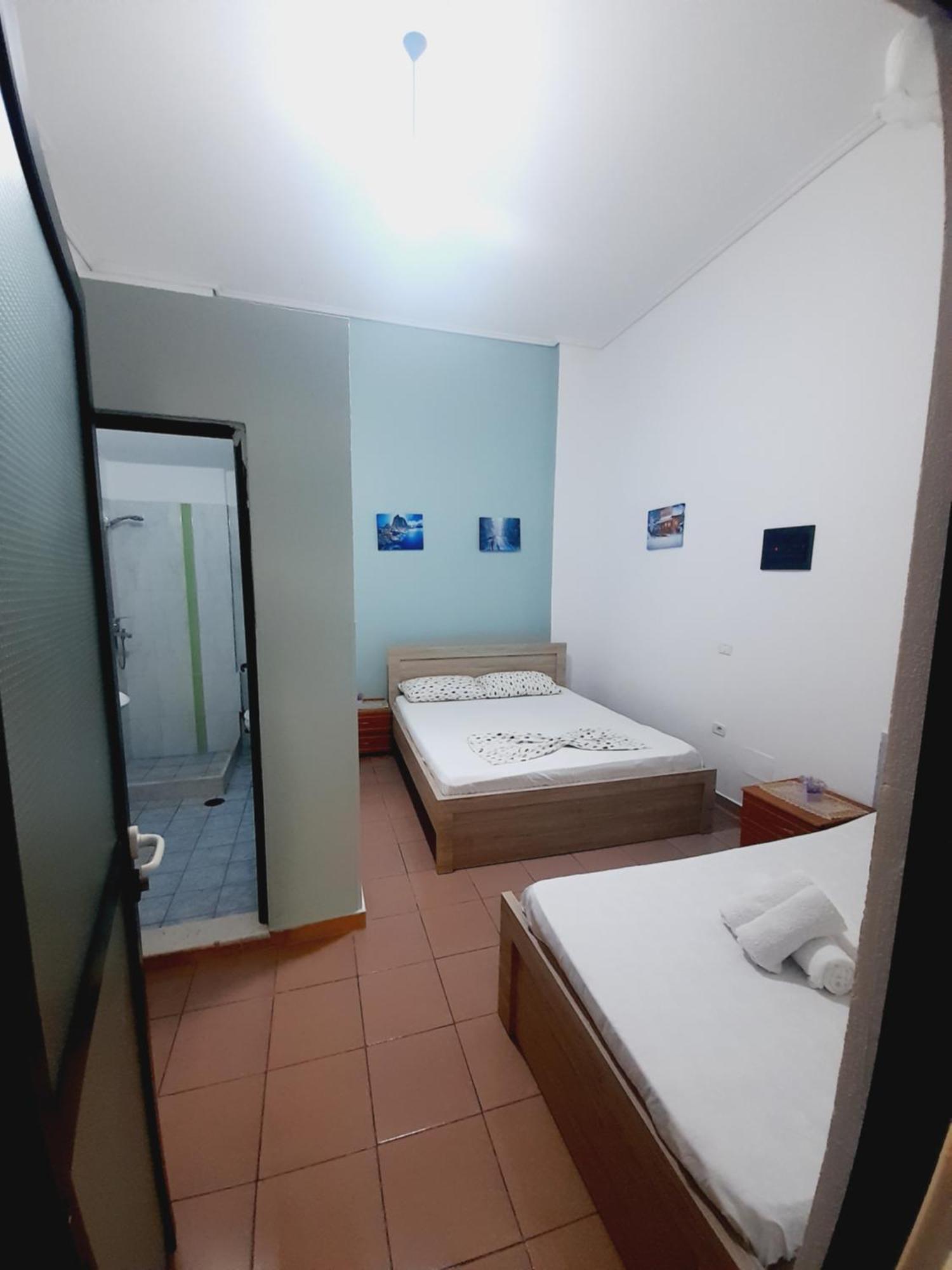 Mucaj House Lägenhet Vlorë Exteriör bild