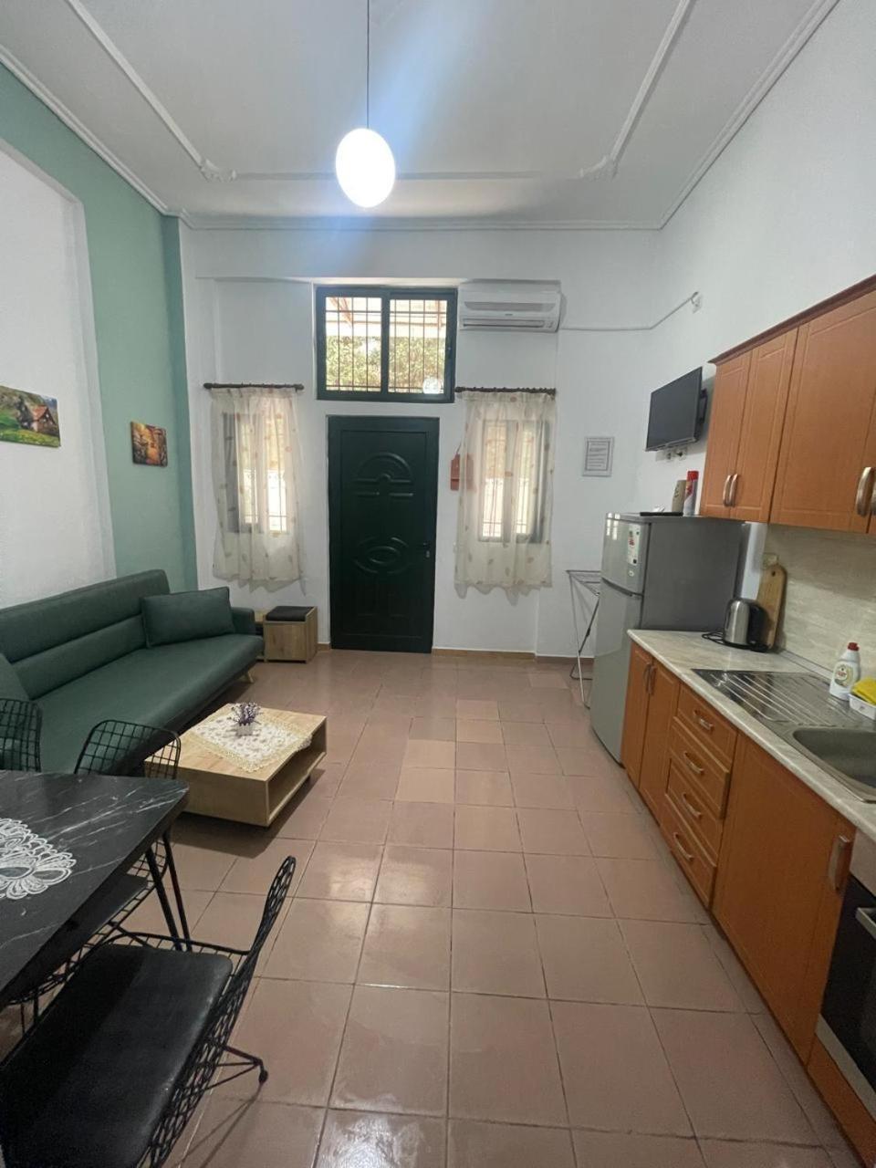 Mucaj House Lägenhet Vlorë Exteriör bild
