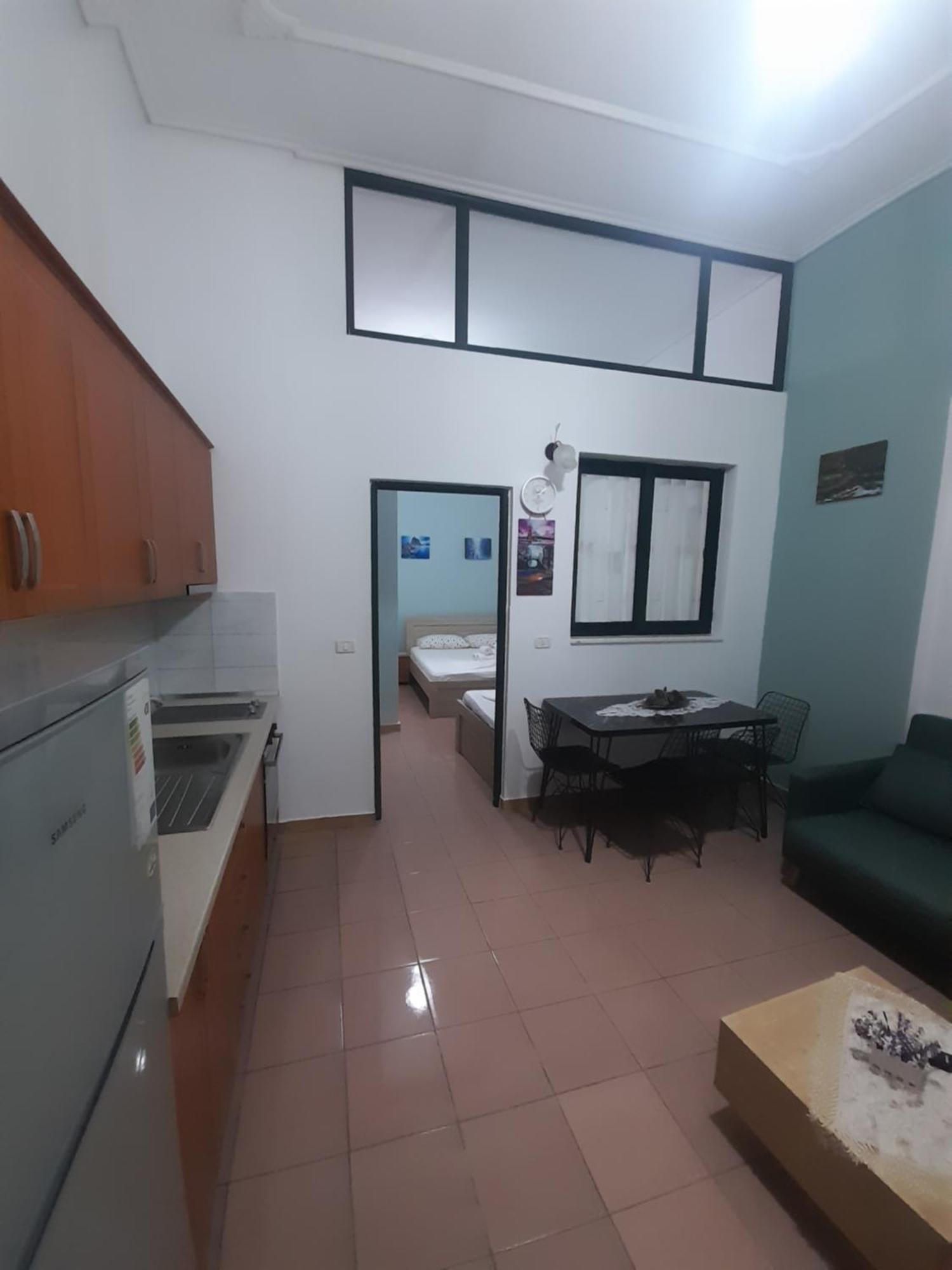 Mucaj House Lägenhet Vlorë Exteriör bild